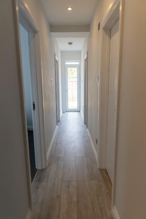 London Northwick Park Serviced Apartments By Riis Property Harrow Bagian luar foto