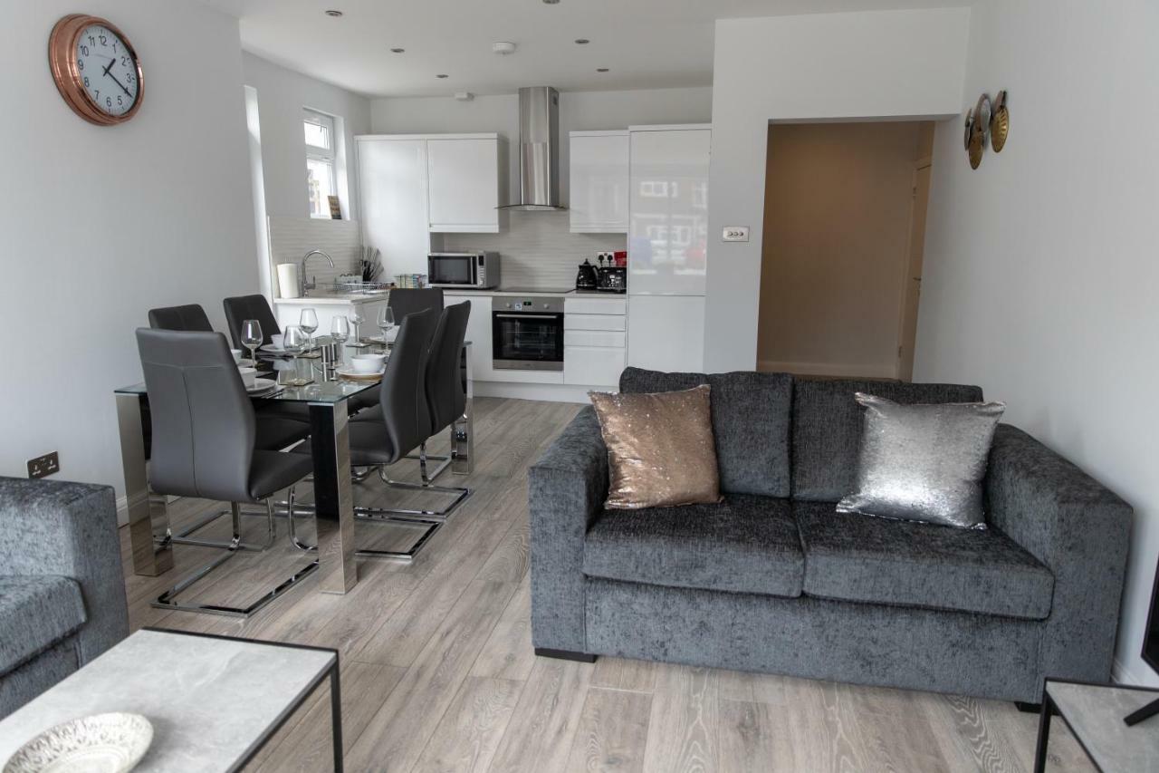 London Northwick Park Serviced Apartments By Riis Property Harrow Bagian luar foto
