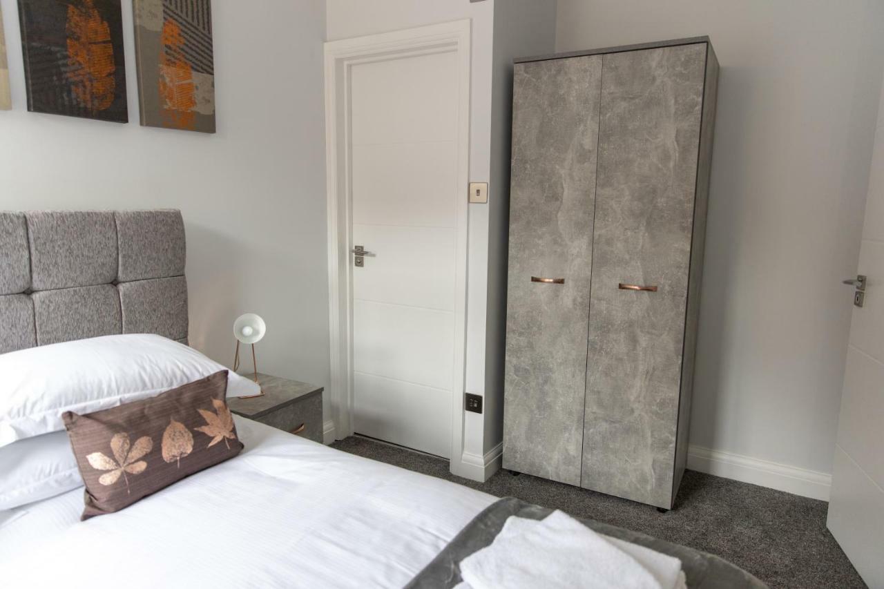London Northwick Park Serviced Apartments By Riis Property Harrow Bagian luar foto