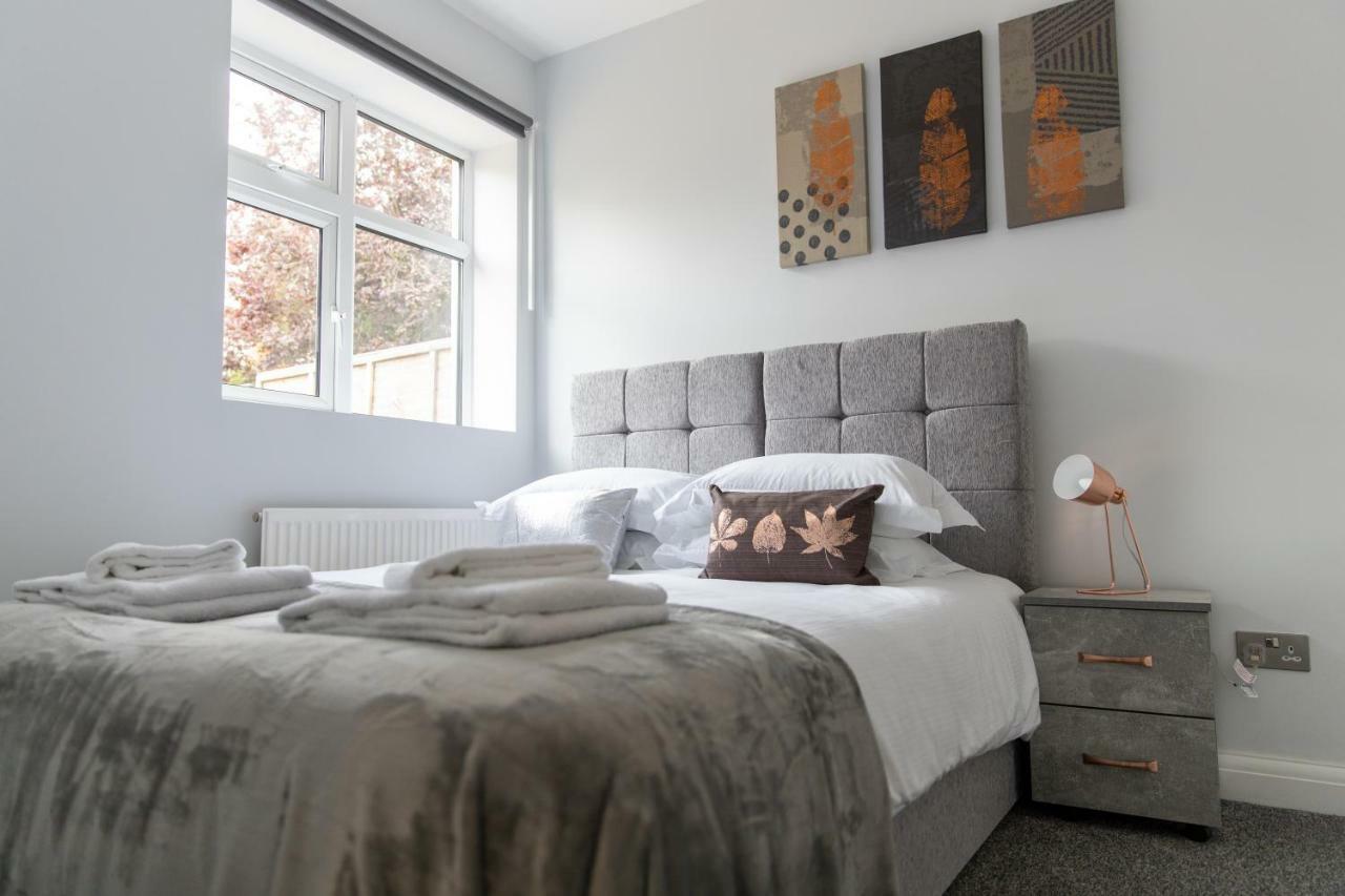 London Northwick Park Serviced Apartments By Riis Property Harrow Bagian luar foto