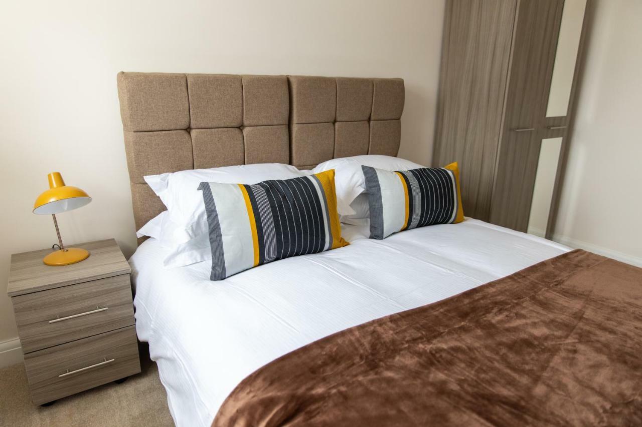 London Northwick Park Serviced Apartments By Riis Property Harrow Bagian luar foto
